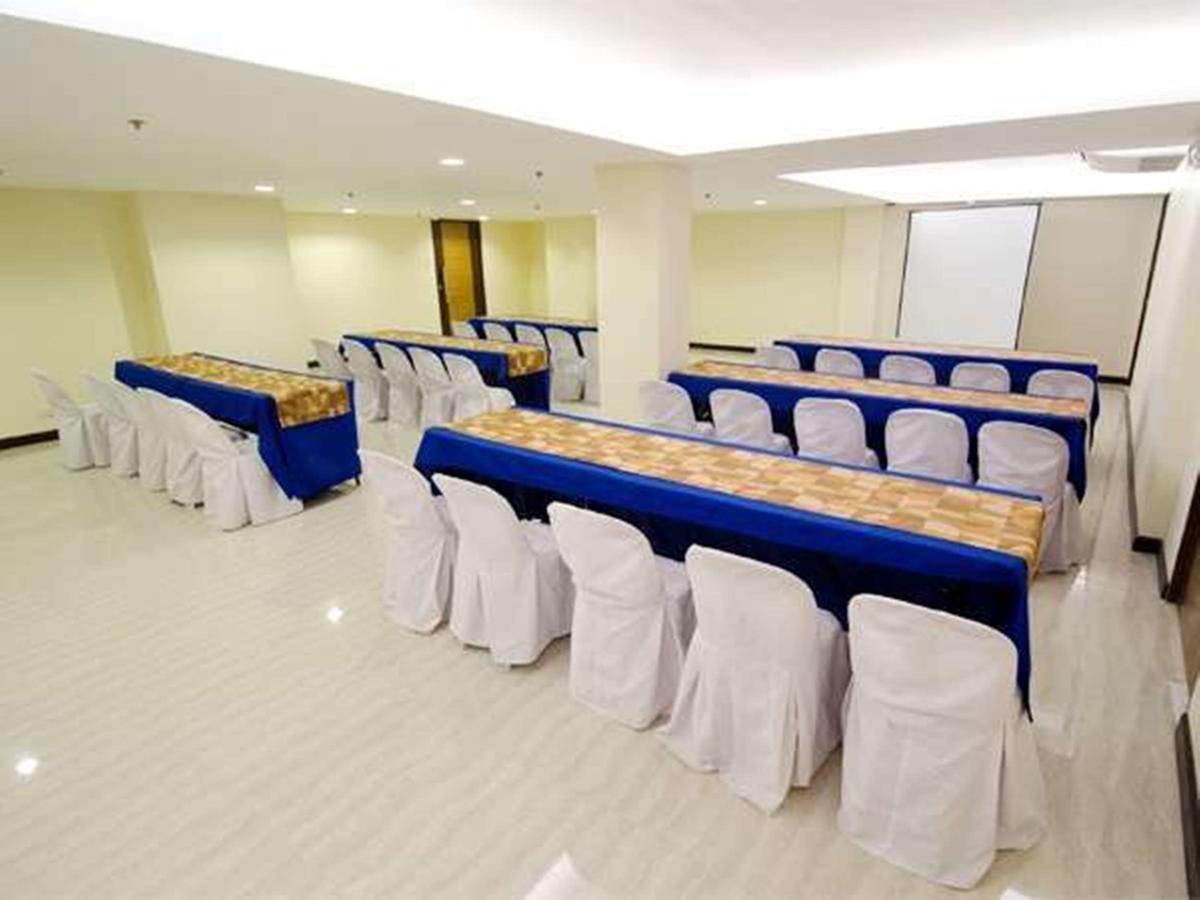 Madison Hotel Phl Iloilo City Εξωτερικό φωτογραφία
