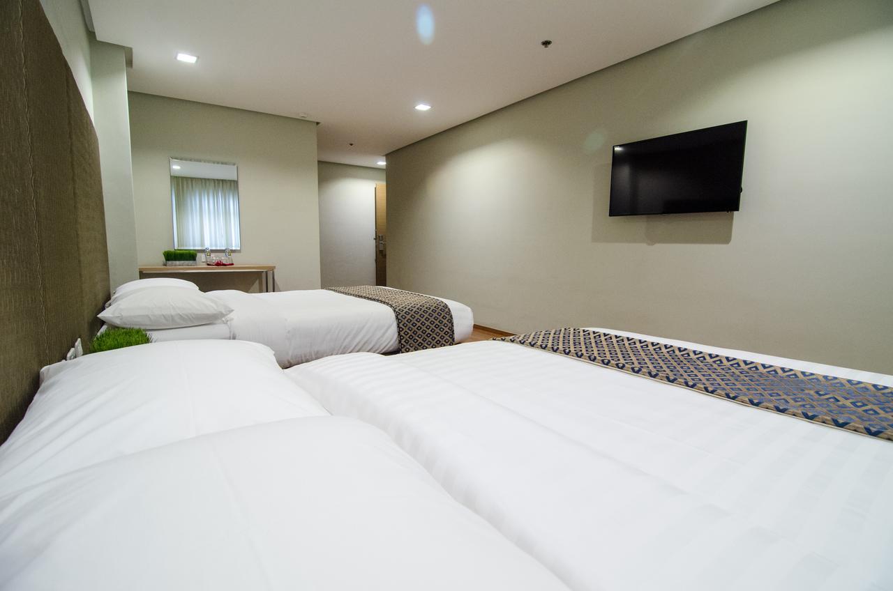 Madison Hotel Phl Iloilo City Εξωτερικό φωτογραφία