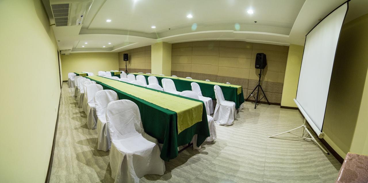 Madison Hotel Phl Iloilo City Εξωτερικό φωτογραφία